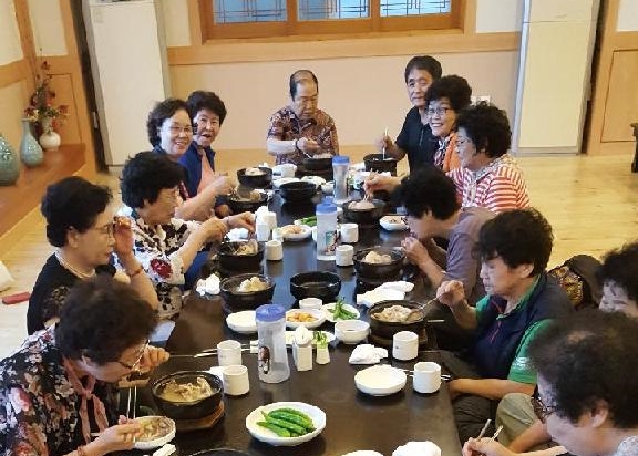 귀하한정식 이미지