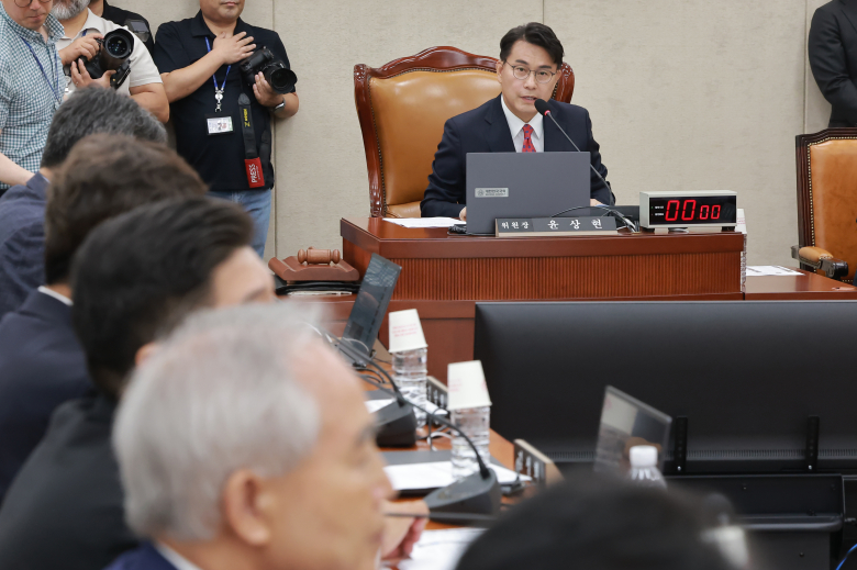 인사말하는 윤상현 선관위 국조특위 위원장. 연합 자료사진