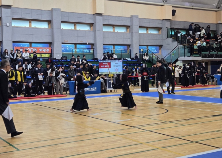 제27회 경상북도지사기 생활체육 검도대회가 오는 11일부터 12일까지 이틀간 문경실내체육관에서 열린다.