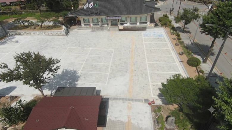 문경새재도립공원이 올해 상반기 185만 명이 넘는 관광객을 유치하며 역대급 방문객 기록을 세웠다. 문화콘텐츠와 지역 축제의 흥행에 힘입어 대한민국 대표 관광지로서의 입지를 한층 강화했다.