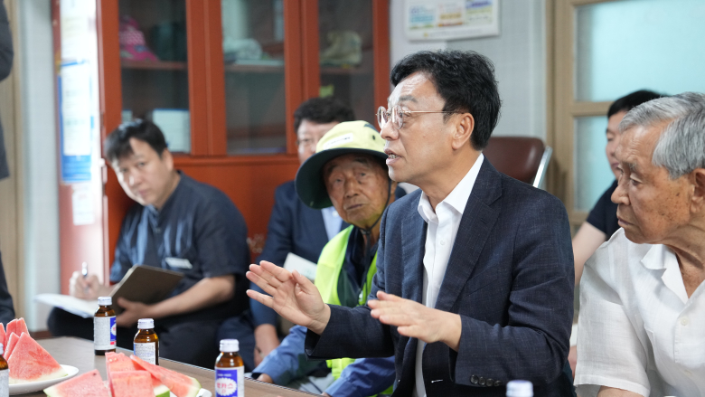 최기영 봉화군수가 초도순방에서 발언하고 있다. 사진제공=봉화군.