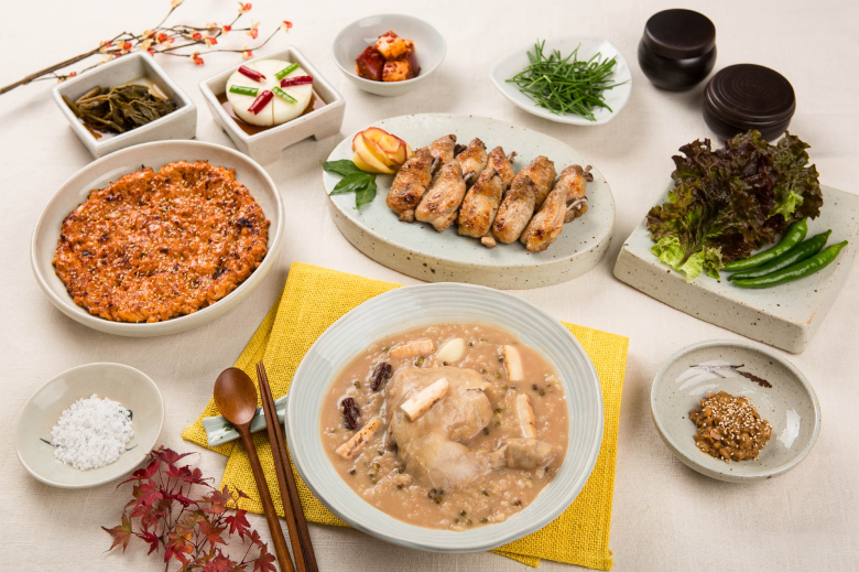 청송 약수 닭백숙. 사진제공=청송군